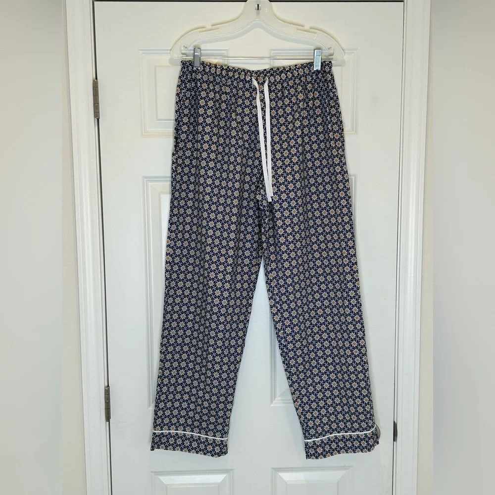 The Cat’s Pajamas Daisy Pattern Pajama Set with White Trim Size M - Picture 8 of 13